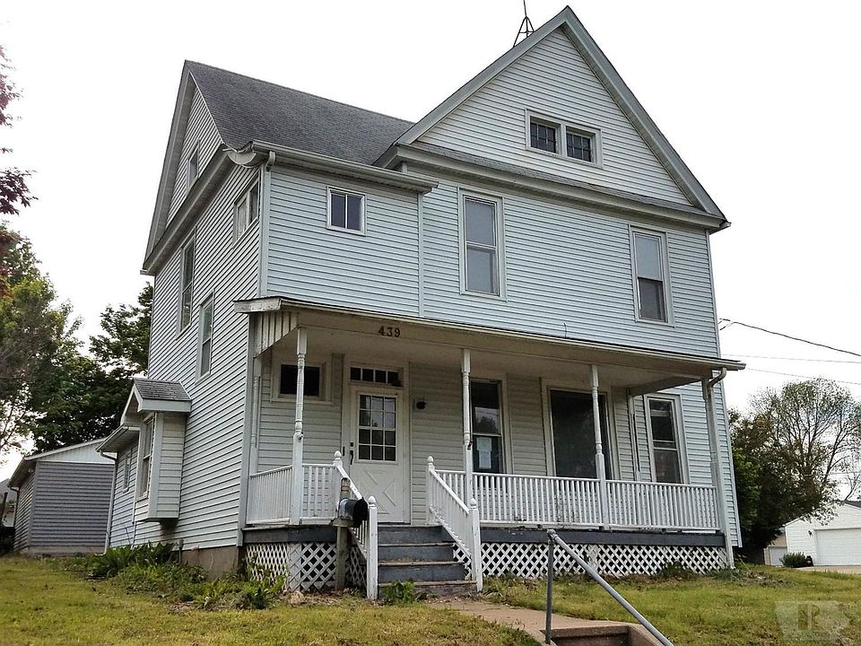 1st image of 439 N 4th St