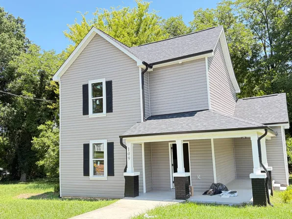 109 S Franklin St, Reidsville, NC 27320