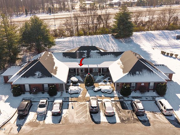 2nd image of 8448 Aspen Glen Way