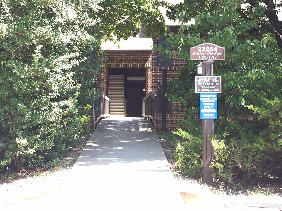 1st image of 23254 Chestnut Oak Ct #1005