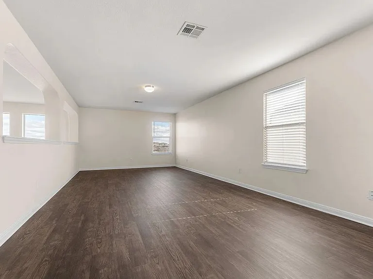 1209 Laurel Oak Trl — Photo 14