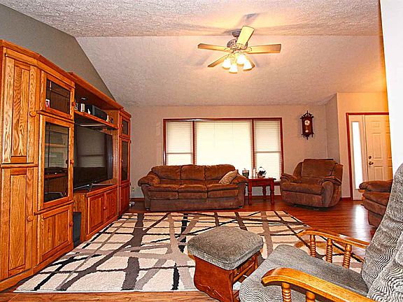 3rd image of 10668 Brems Ct