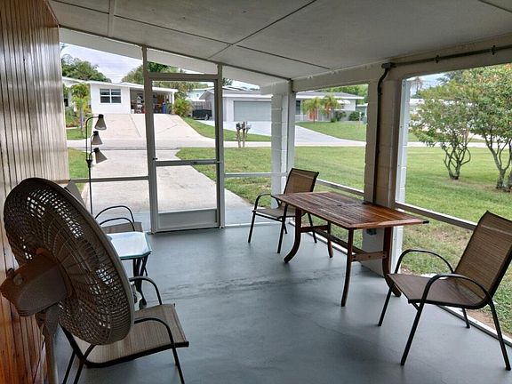 3rd image of 3582 NE Melba Dr