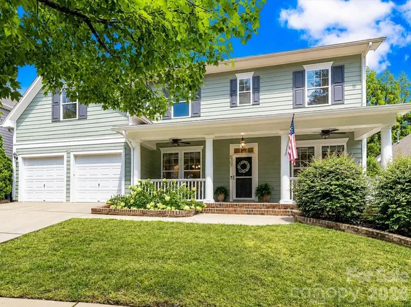 8707 Lake Pines Dr, Cornelius, NC 28031
