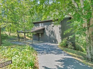 3067 Green Hill Dr, Salem, VA 24153
