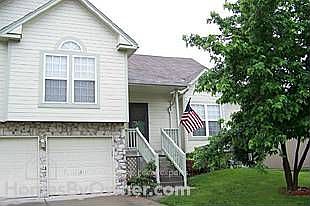 1st image of 8548 N Robinhood Ave