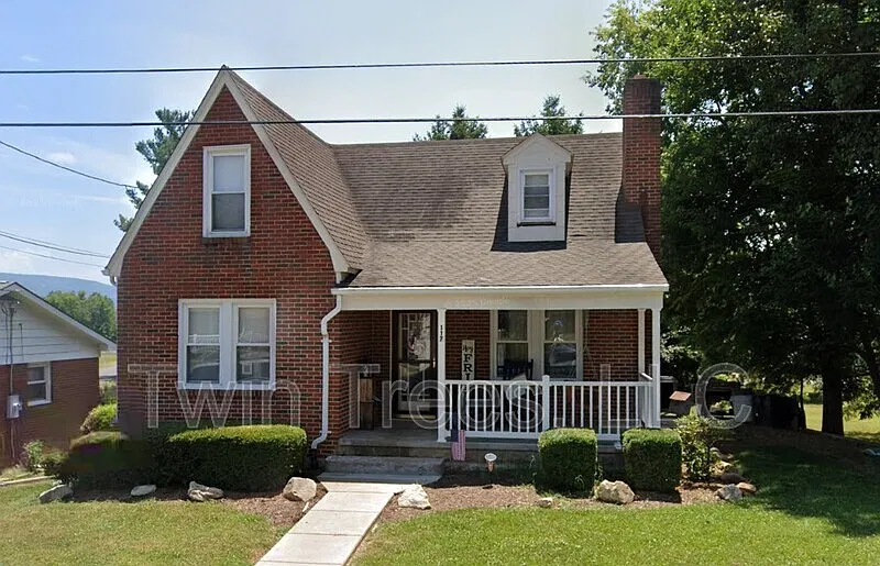 117 Shannon Ave