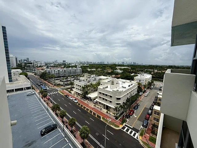 2899 Collins Ave #1114 — Photo 22