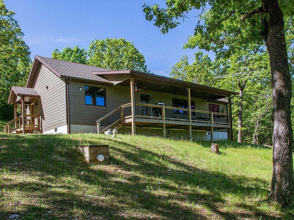 Near new lake home