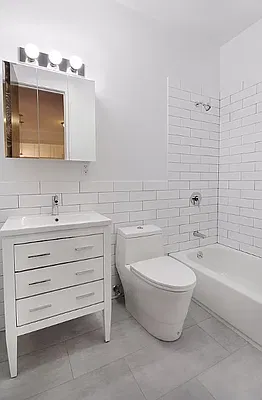 Sold by Matthews Real Estate Investment Services Inc | media 7