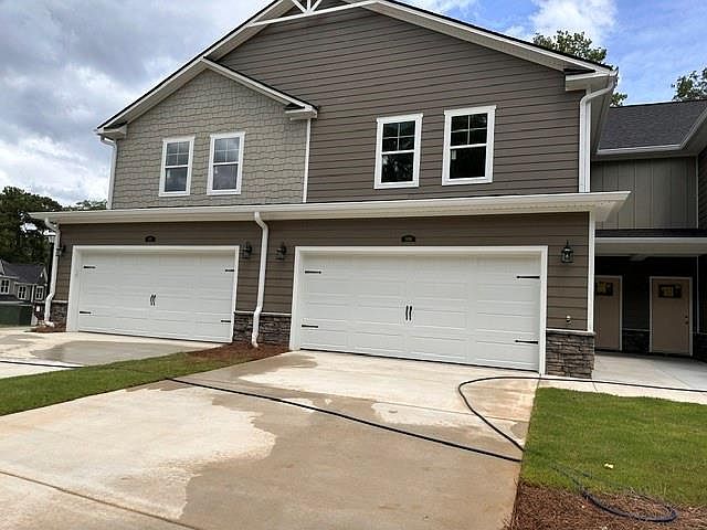 1st image of 1442 Grove Park Dr #8