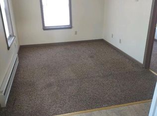 122 N Main St APT 4, Oneida, NY 13421