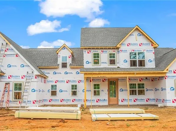 183 Old Dutch Rd, Advance, NC 27006