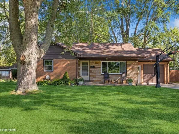 245 Downey Dr, Benton Harbor, MI 49022