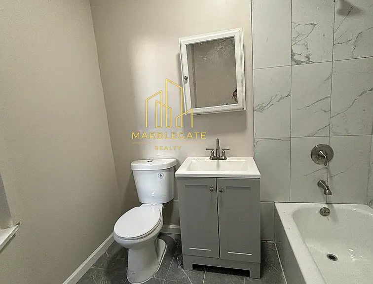 78 Stone St #22R — Photo 5