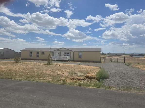 7 Capitan St, Moriarty, NM 87035