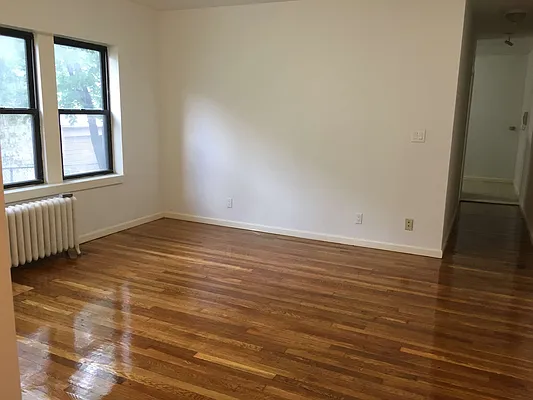 Rented by Metropolis International Realty Inc. | media 1