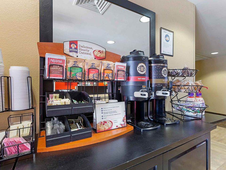 Free Grab-and-Go Breakfast