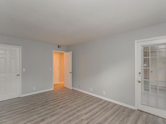 Sunny, spacious bedroom