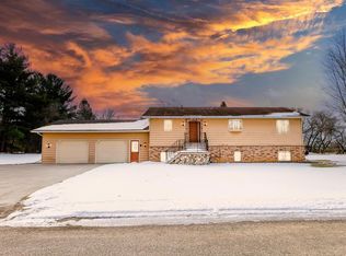 111 E South St, Plainfield, WI 54966