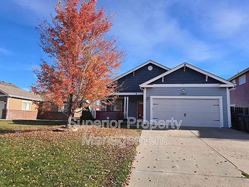 1723 Meadow Dr