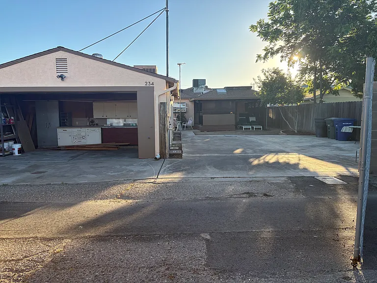 Fusco Ave — Photo 8