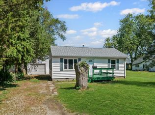 431 E Chestnut St, Paxton, IL 60957