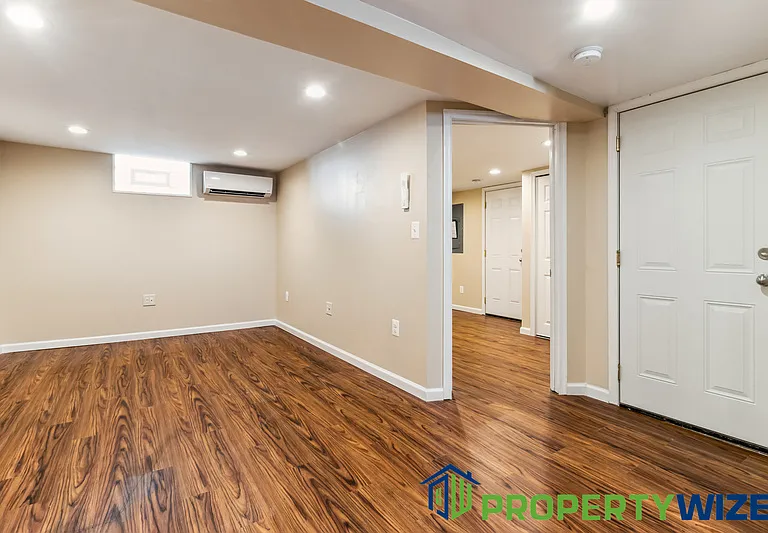 516 Beaumont Ave #B — Photo 16