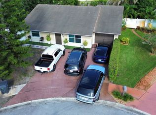 5820 Westfall Rd, Lake Worth, FL 33463