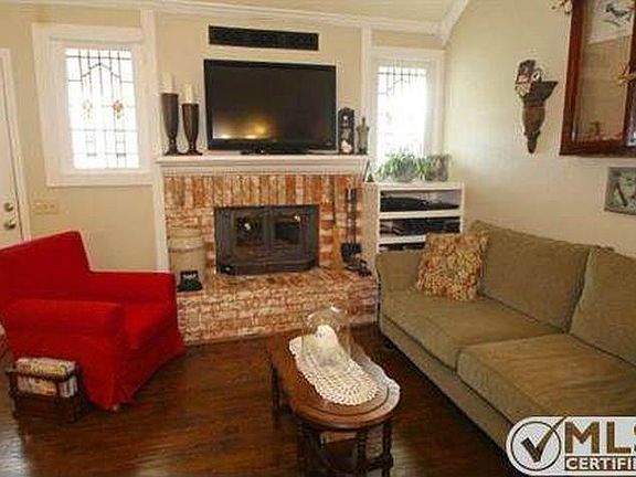 4th image of this home