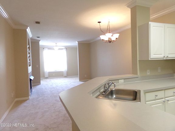 4th image of 13810 Sutton Park Dr N APT 1225