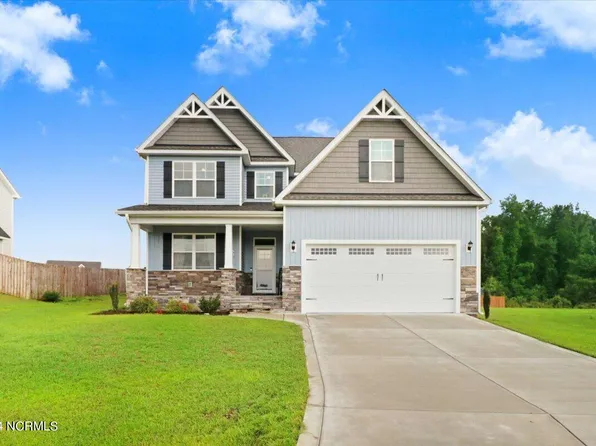 302 Stonebridge Drive, Pikeville, NC 27863