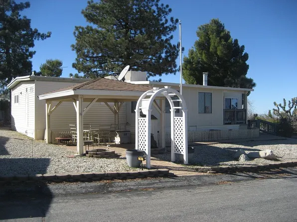 16754 E Avenue X #1, Llano, CA 93544