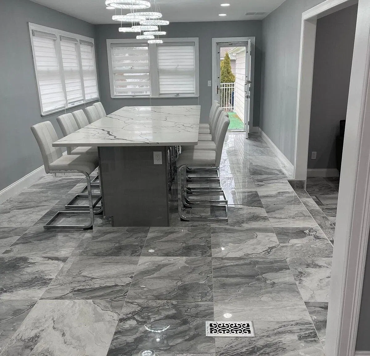 6 bed, 3.5 bath, 2797 sqft, $4,500 — Photo 4