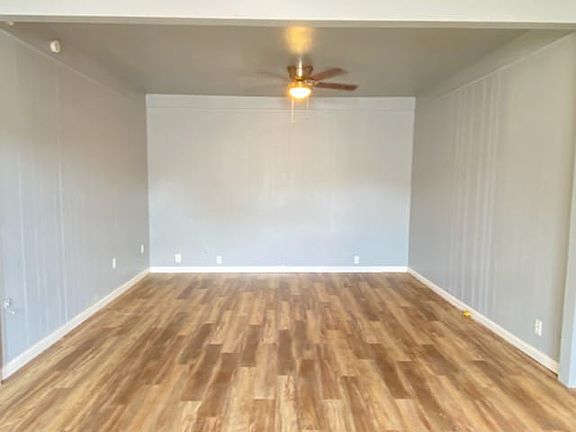 2nd image of 630 S 15th St
