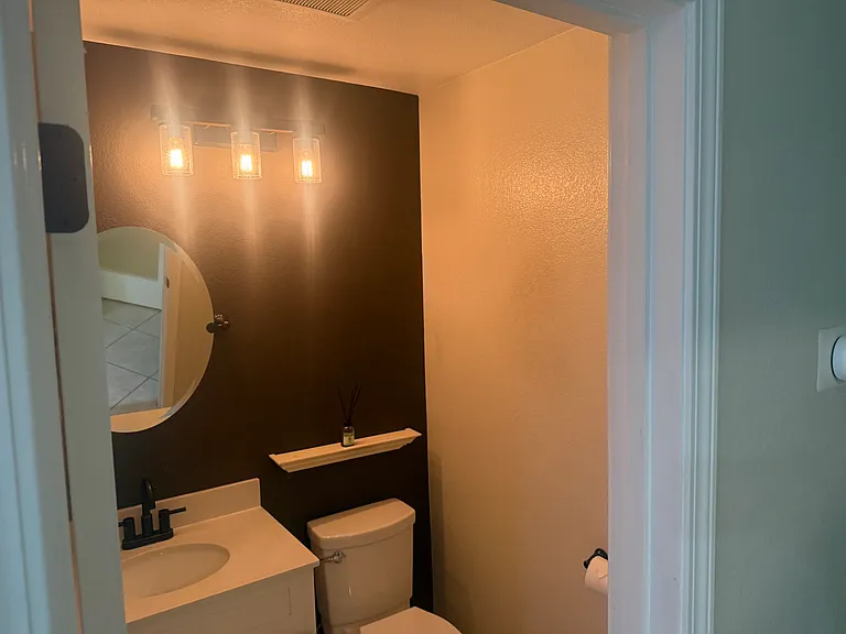 207 Round House Pl — Photo 6