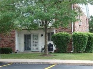 501 Leah Ln APT 1D, Woodstock, IL 60098