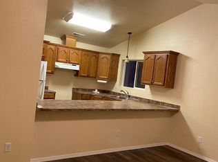 50 Samantha Ct, Yakima, WA 98903