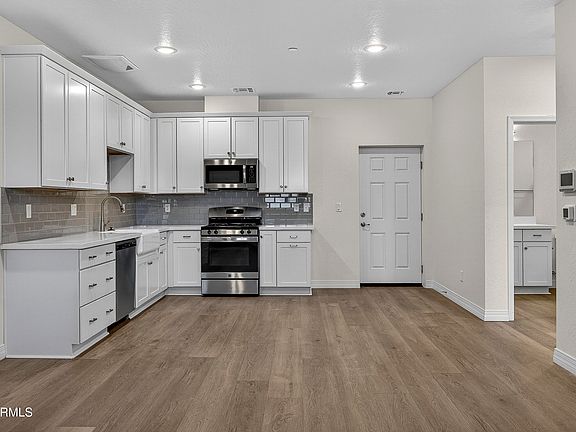 5th image of 207 S Beaver Street #203