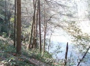 33-41 Rabbit Hop Rd, Spruce Pine, NC 28777