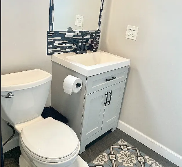 5559 Strohm Ave — Photo 12