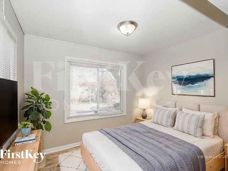 2531 Boulevard Pl — Photo 13