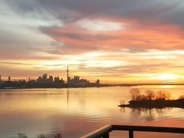 59 Annie Craig Dr Unit 901, Toronto, ON M8V 0C4