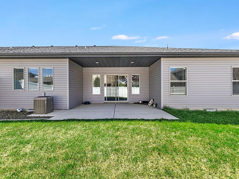 2753 Whispering Pine Dr — Photo 20