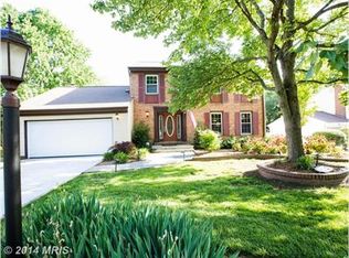 12017 Cheviot Dr, Herndon, VA 20170