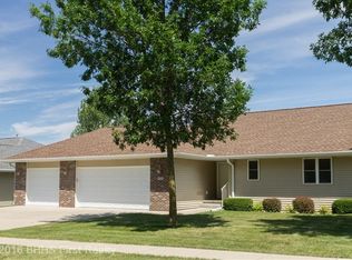 925 S 12th St, Adel, IA 50003