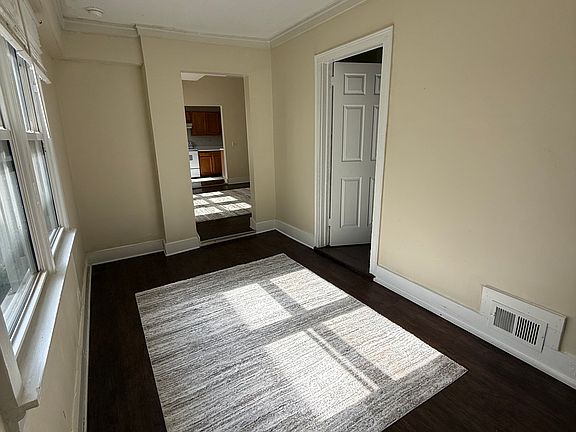 3rd image of 407 Washington Ave