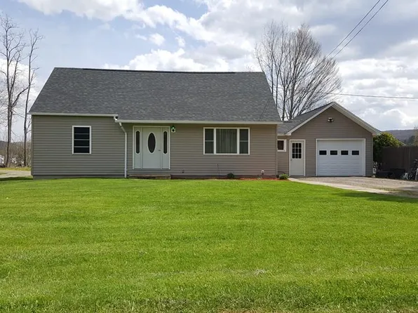 18 Cowanesque St, Lawrenceville, PA 16929