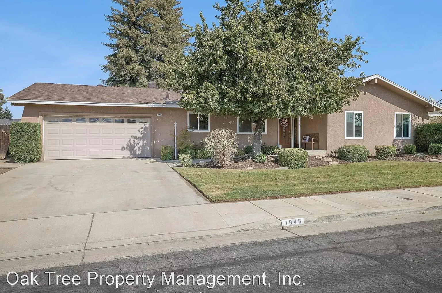 1845 Dennis Ave photo 1