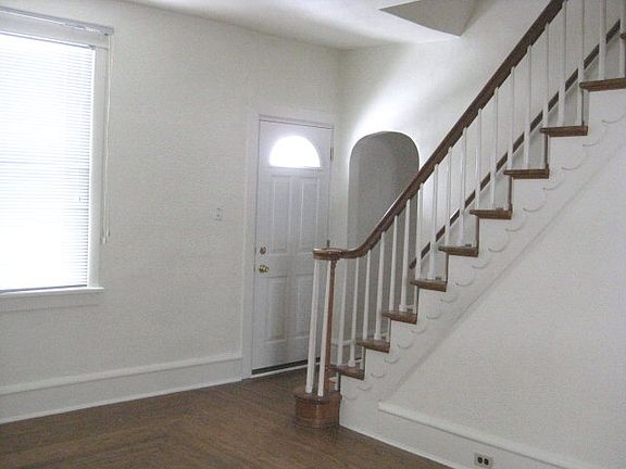 2nd image of 160 N Balliet St